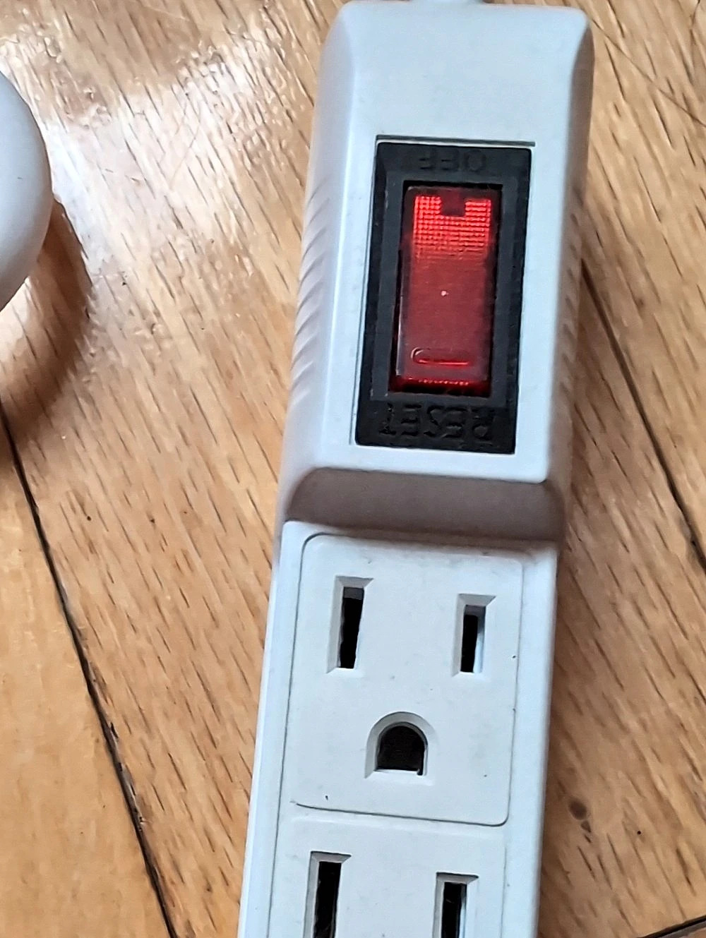 6-Outlet Extension Cord In White - Picture 2 of 5